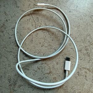 Apple White USB-C to 3.5mm Audio Cable